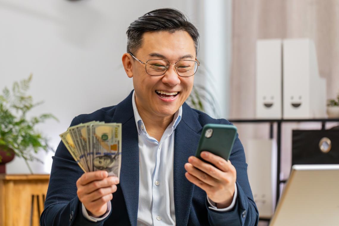 明德医保个人账户余额取出方式：手把手教你轻松搞定